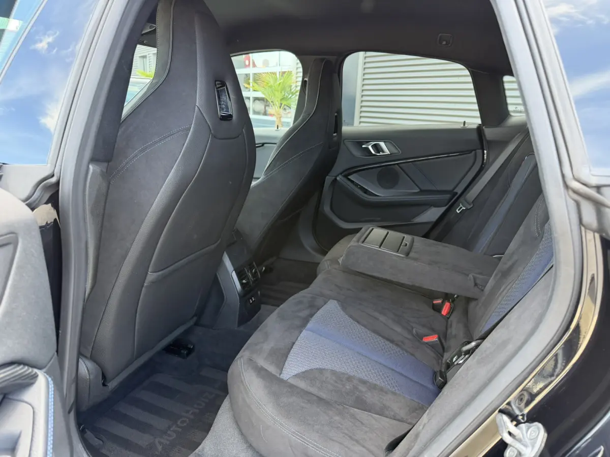 218i M Sport LED Carplay Cruise Control 18 inch HiFi Pakket Live cockpit pro M Sportstoelen