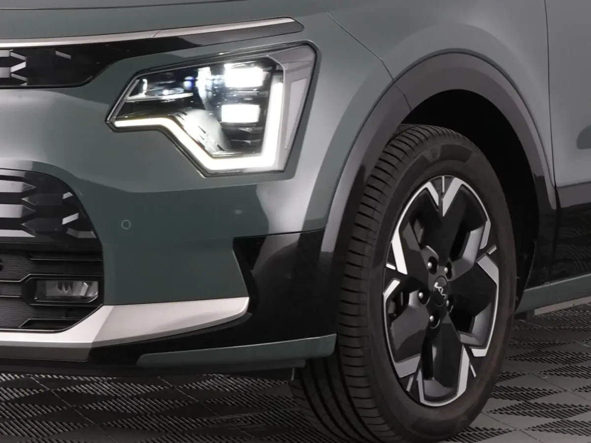 DynamicPlusLine 64.8 kWh *SOH 100%* LEDER | Full LED | CAMERA | NAVI !