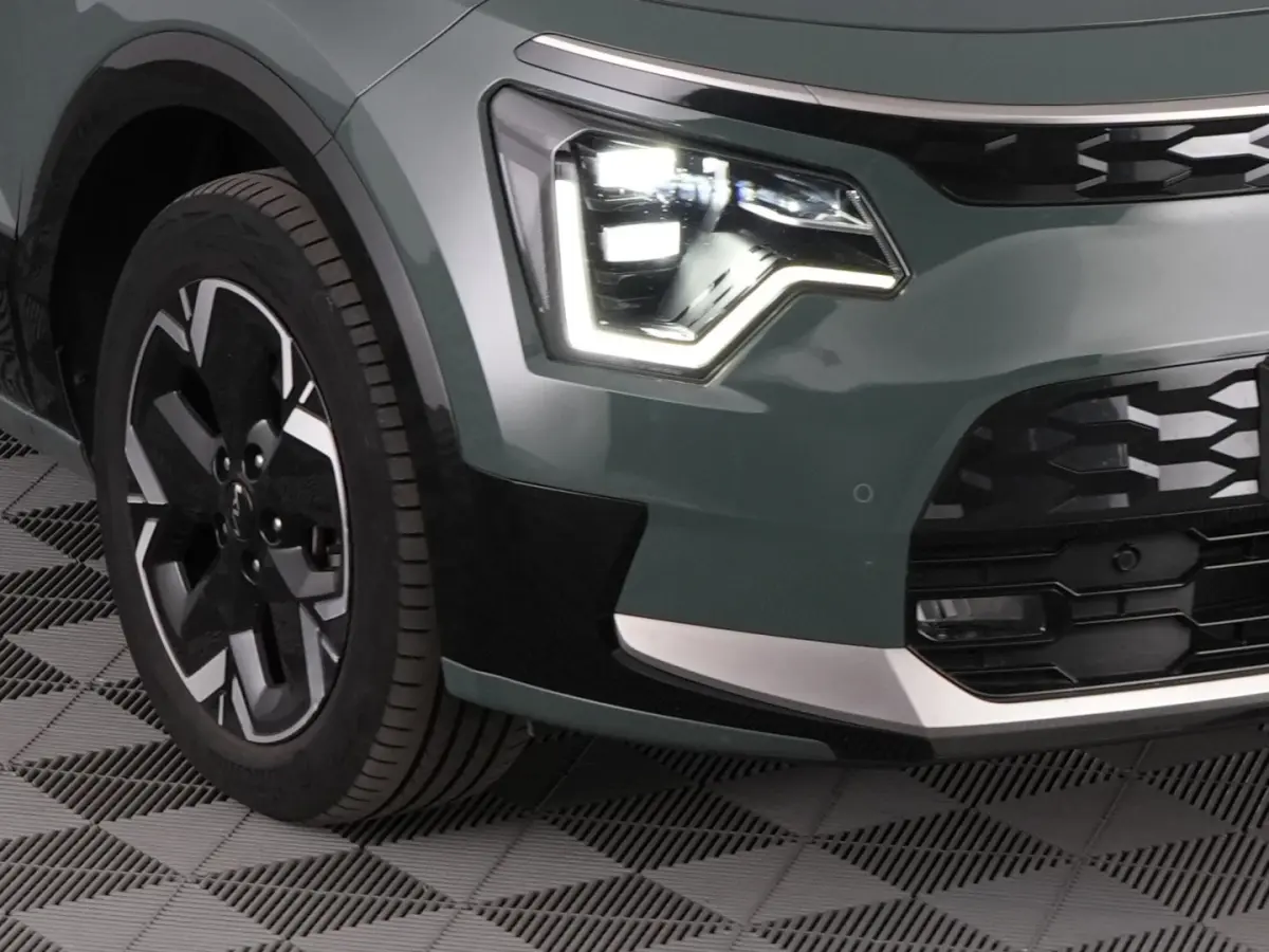 DynamicPlusLine 64.8 kWh *SOH 100%* LEDER | Full LED | CAMERA | NAVI !