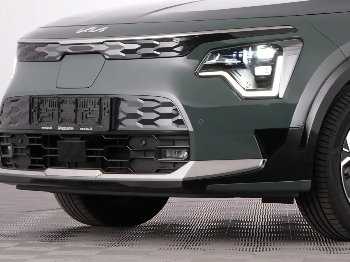 DynamicPlusLine 64.8 kWh *SOH 100%* LEDER | Full LED | CAMERA | NAVI !