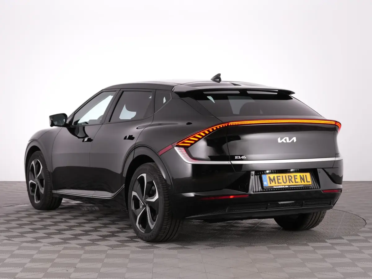 Plus AWD 77.4 kWh 325PK | LEDER | Full LED | EL. STOELEN
