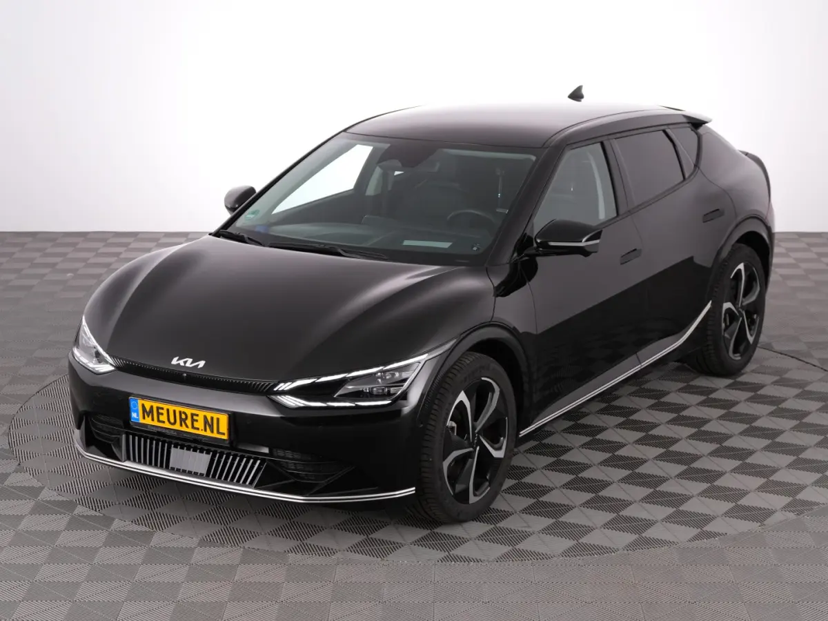 Plus AWD 77.4 kWh 325PK | LEDER | Full LED | EL. STOELEN