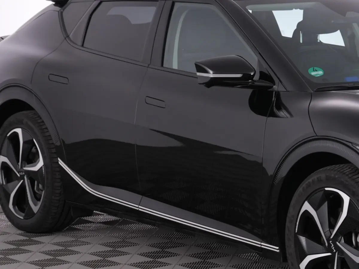 Plus AWD 77.4 kWh 325PK | LEDER | Full LED | EL. STOELEN | SOH: 100% | !