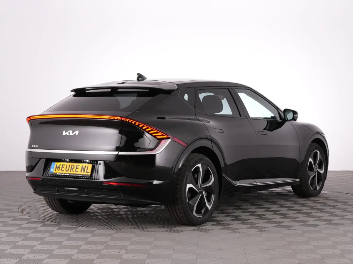 Plus AWD 77.4 kWh 325PK | LEDER | Full LED | EL. STOELEN
