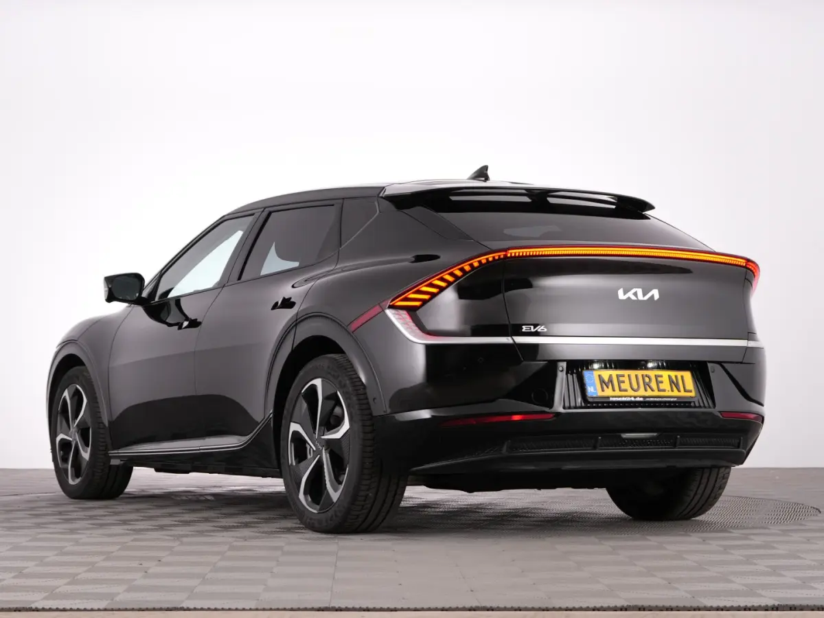 Plus AWD 77.4 kWh 325PK | LEDER | Full LED | EL. STOELEN | SOH: 100% | !