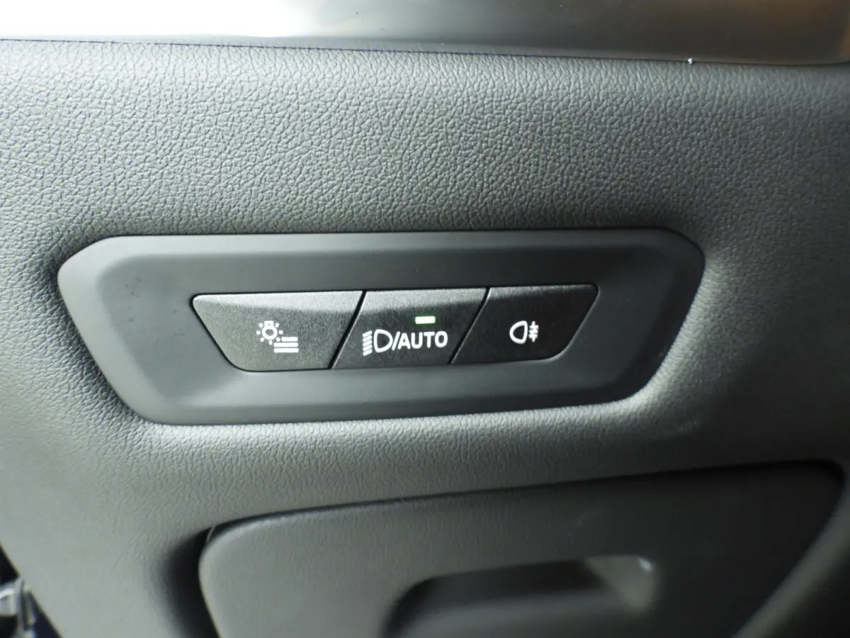 xDrive50e | M-Sportpakket | LED | HUD | Active cruise | trekhaak |  SOH 99% | Elektr. zetels | DAB | Harman-kardon sound | Alu 22 inch
