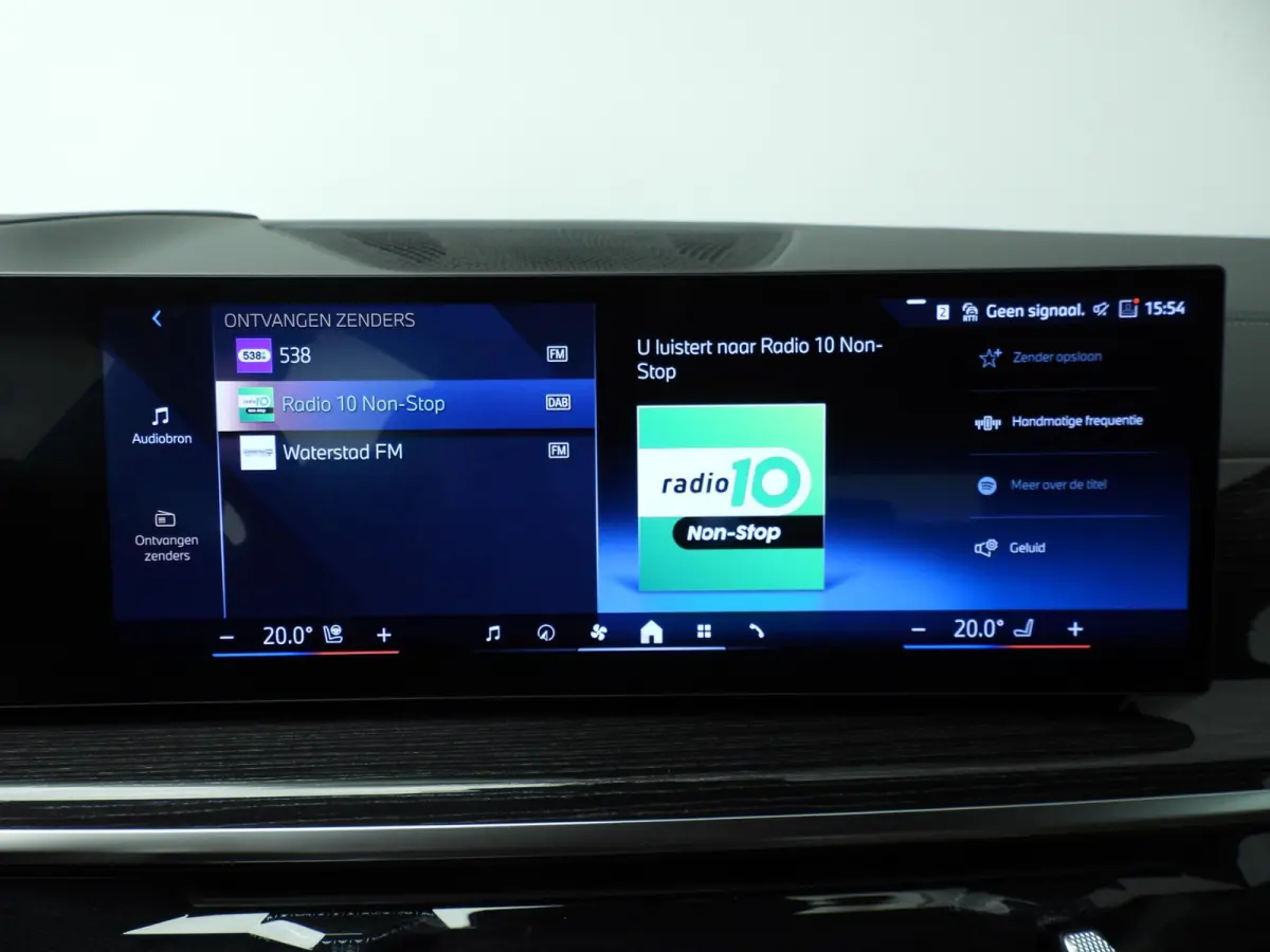 xDrive50e | M-Sportpakket | LED | HUD | Active cruise | trekhaak |  SOH 99% | Elektr. zetels | DAB | Harman-kardon sound | Alu 22 inch