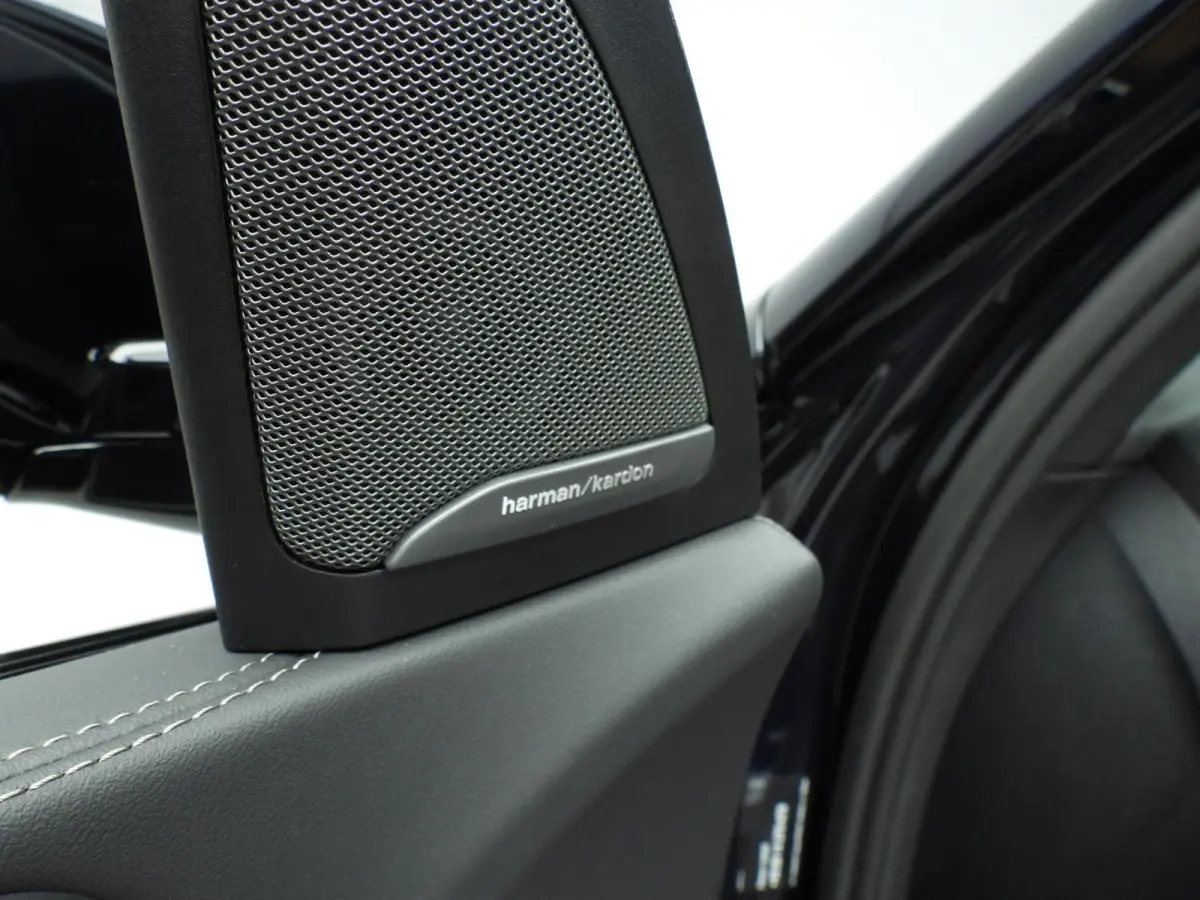 xDrive50e | M-Sportpakket | LED | HUD | Active cruise | trekhaak |  SOH 99% | Elektr. zetels | DAB | Harman-kardon sound | Alu 22 inch