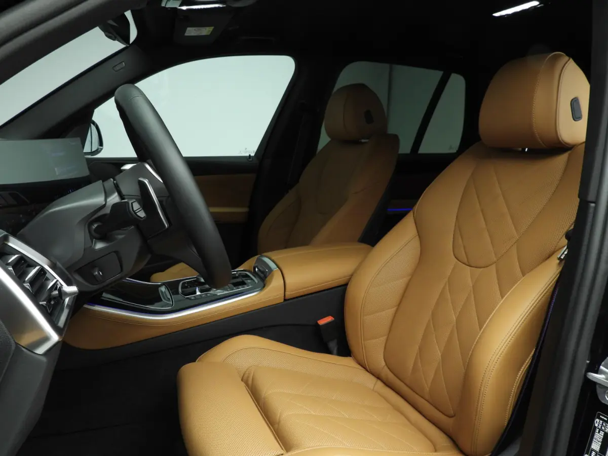 xDrive50e | M-Sportpakket | LED | HUD | Active cruise | trekhaak |  SOH 99% | Elektr. zetels | DAB | Harman-kardon sound | Alu 22 inch