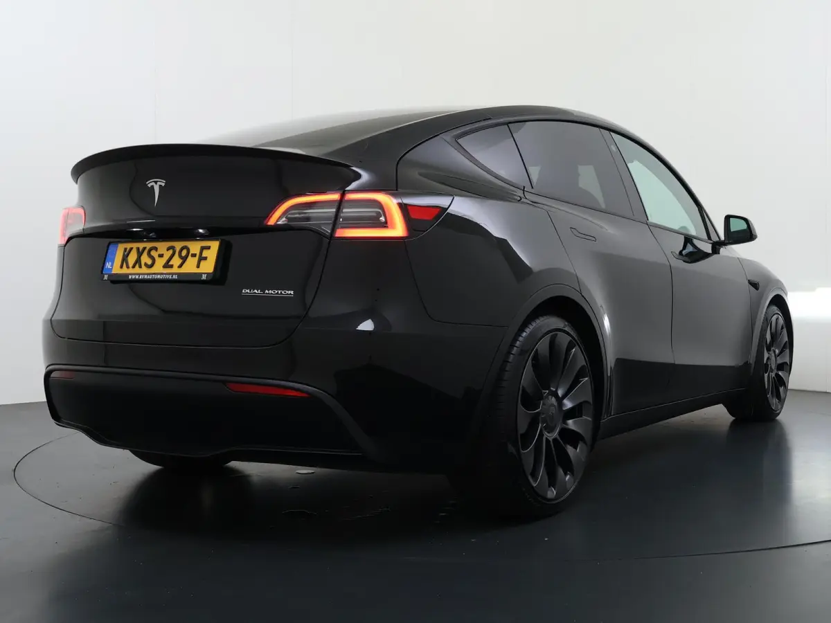 Performance AWD 75 kWh SOH 92% RIJKLAAR GELEVERD | TESLA FABRIEKSGARANTIE TOT 5-2027 OF 80.000 | TESLA GARANTIE ACCU + AANDRIJFLIJN T/M 05-2031/ 192.000KM|