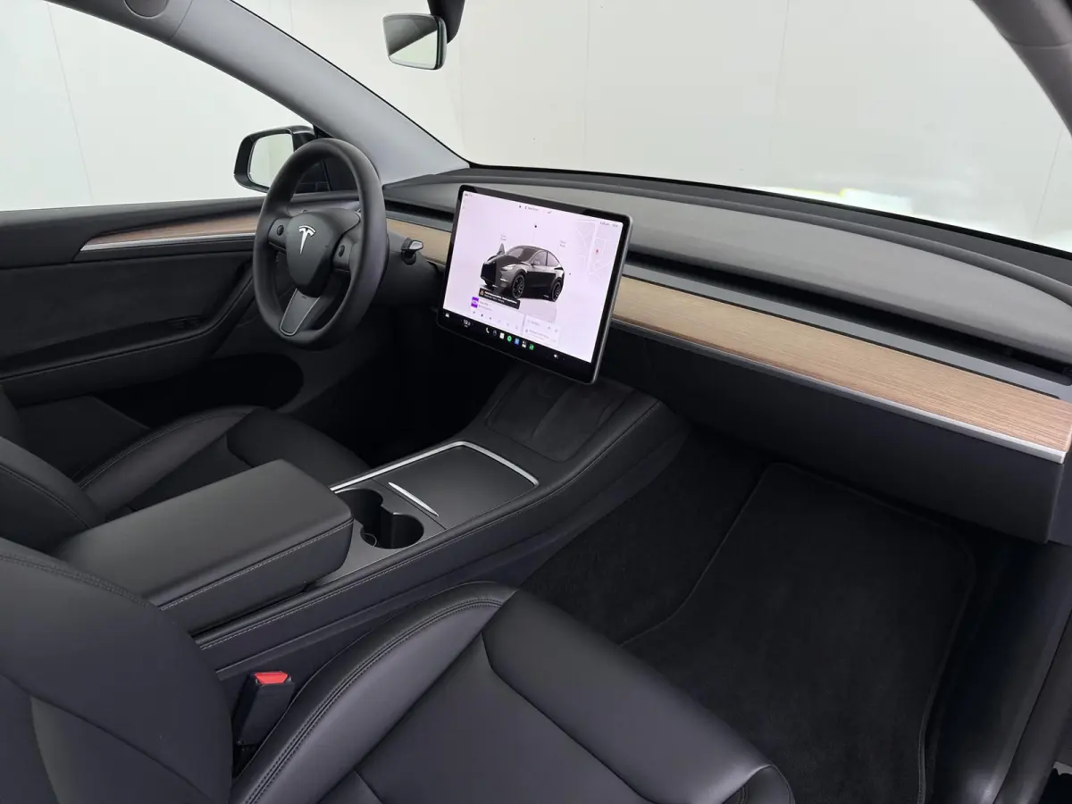 Performance AWD 75 kWh SOH 92% RIJKLAAR GELEVERD | TESLA FABRIEKSGARANTIE TOT 5-2027 OF 80.000 | TESLA GARANTIE ACCU + AANDRIJFLIJN T/M 05-2031/ 192.000KM|