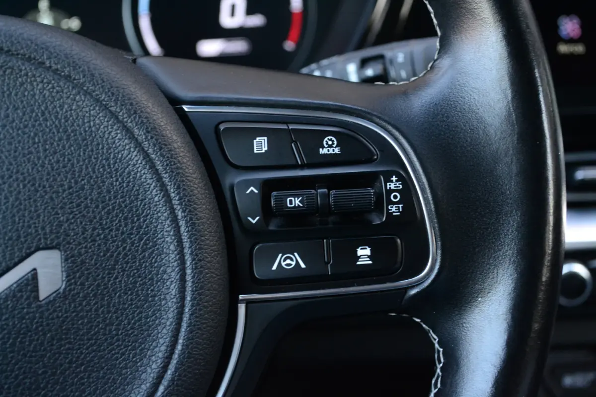 Edition 64 kWh | 93,4 SOH | Keyless | Camera | Stoelverwarming | Carplay/Android Auto