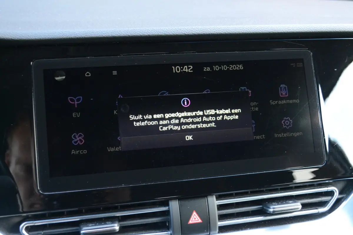 Edition 64 kWh | 93,4 SOH | Keyless | Camera | Stoelverwarming | Carplay/Android Auto