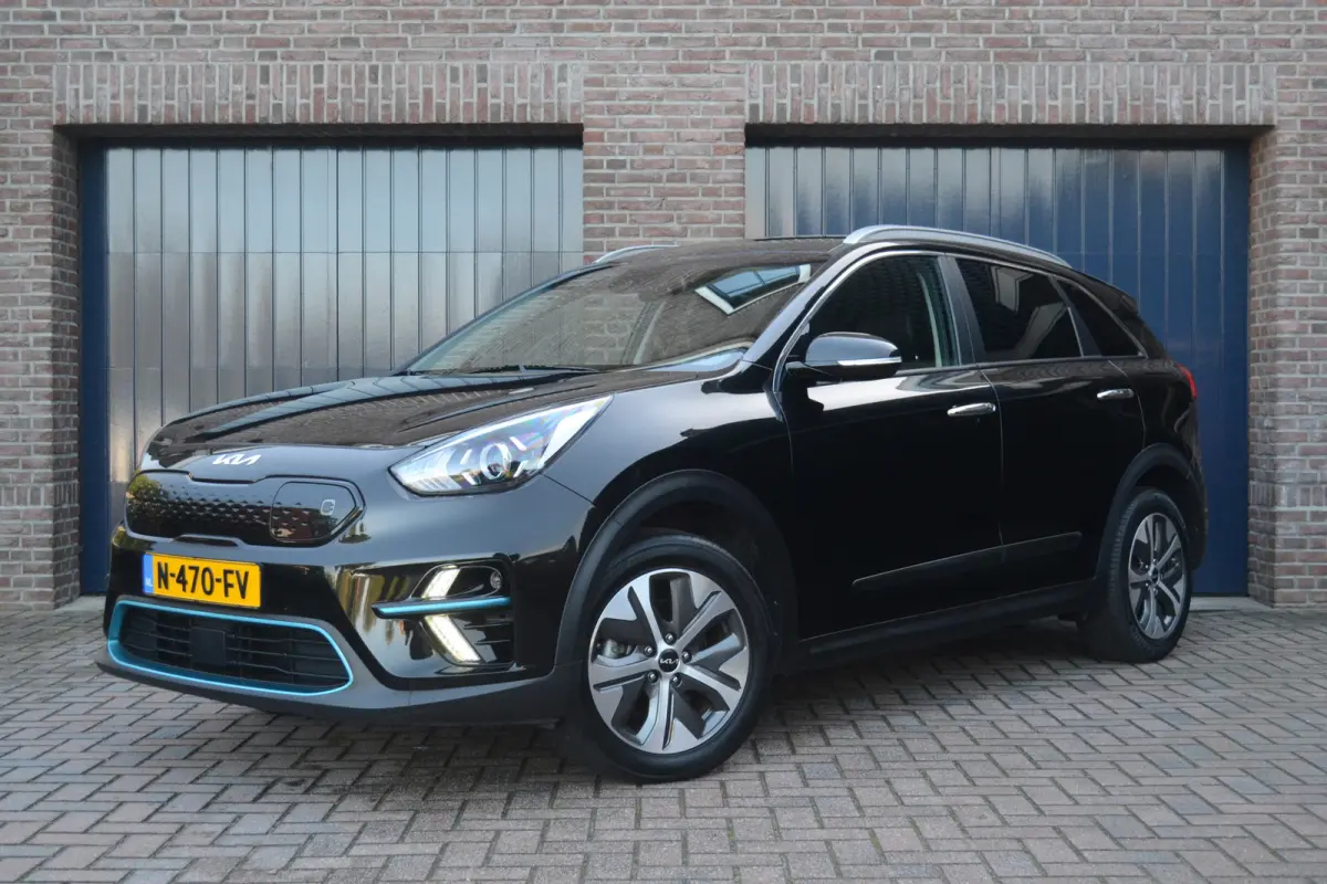 Edition 64 kWh | 93,4 SOH | Keyless | Camera | Stoelverwarming | Carplay/Android Auto