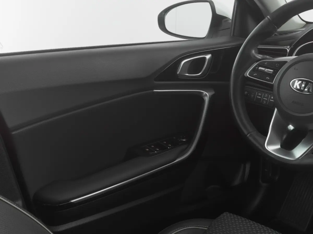 1.6 GDi PHEV DynamicPlusLine | Half LEDER | CARPLAY | Full LED | Stoelverwarming !