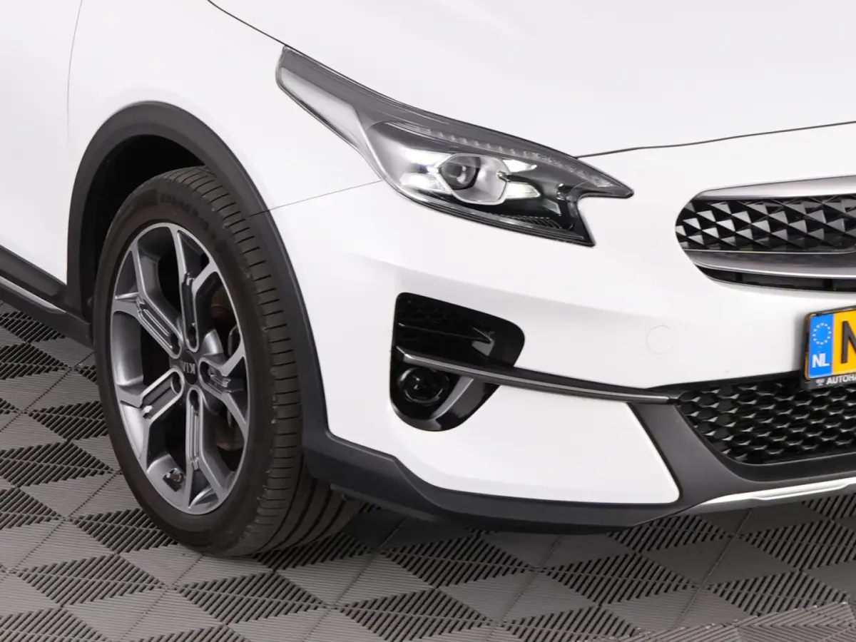 1.6 GDi PHEV DynamicPlusLine | Half LEDER | CARPLAY | Full LED | Stoelverwarming !