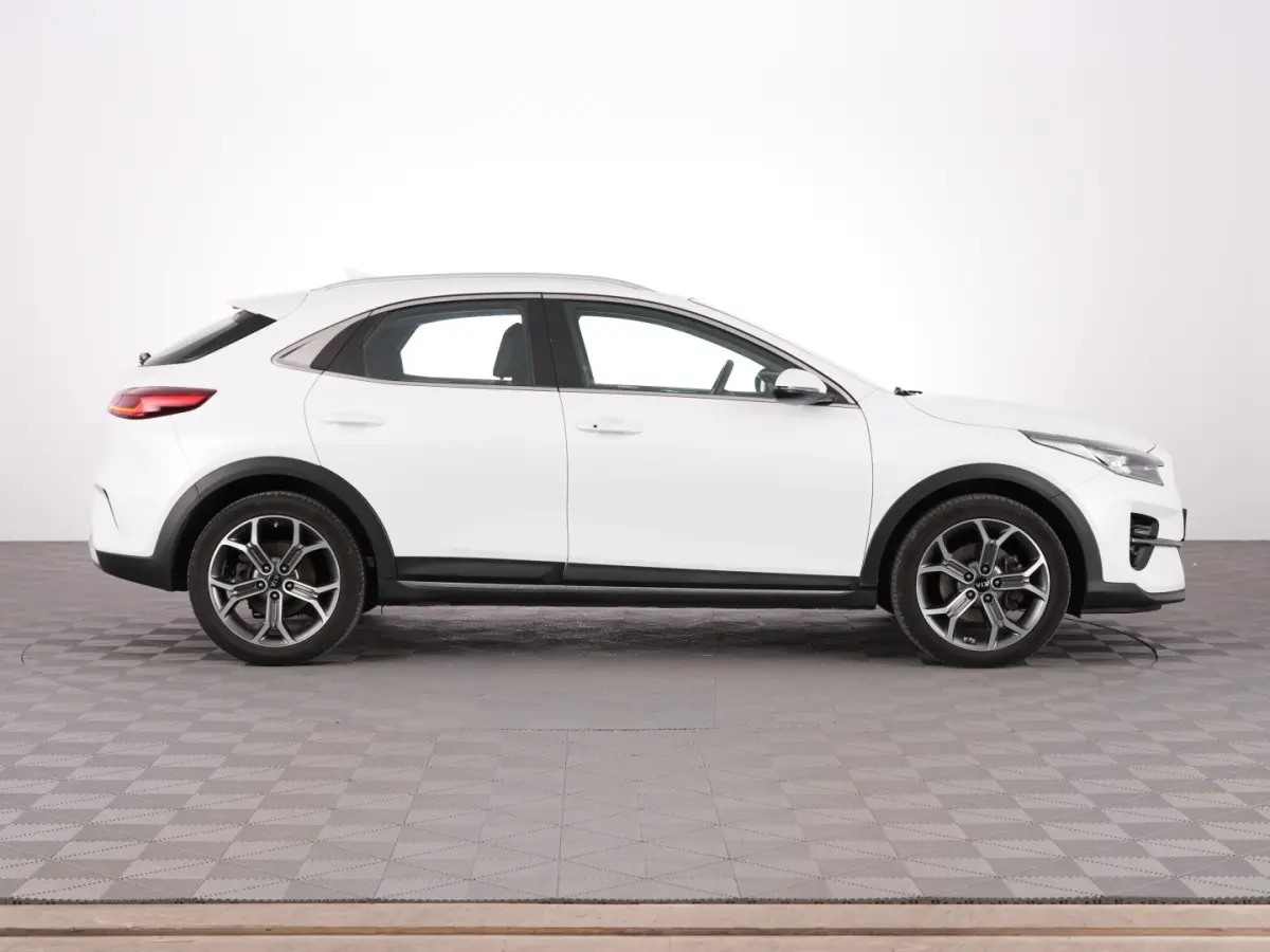 1.6 GDi PHEV DynamicPlusLine | Half LEDER | CARPLAY | Full LED | Stoelverwarming !