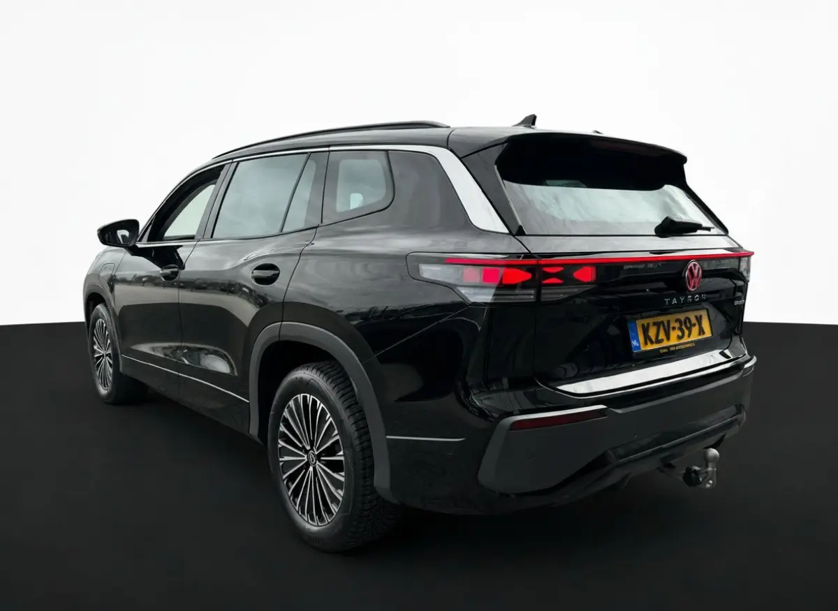 1.5 eHybrid 204PK DSG LIFE TREKHAAK/CAMERA/CARPLAY FABRIEKSGARANTIE TOT 2030