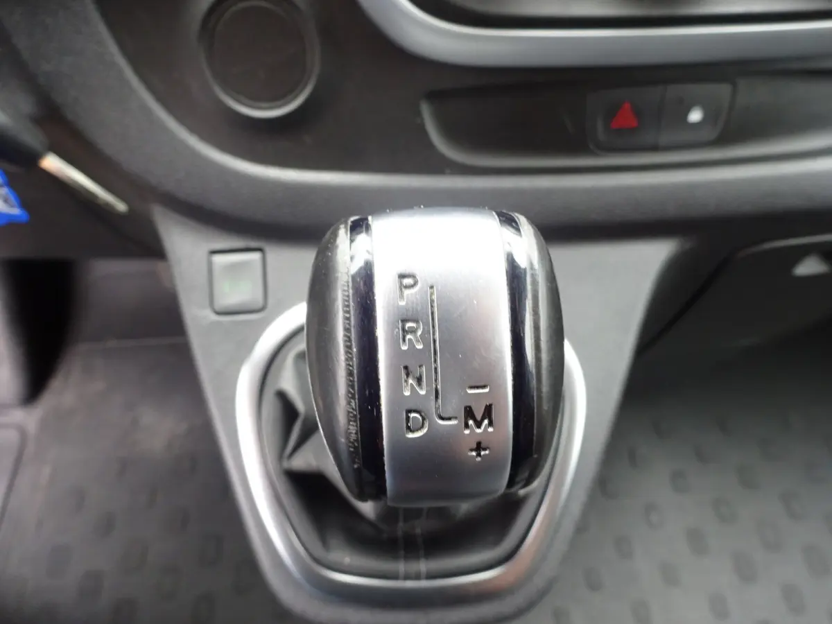 2.0 dCi 145 T29 L1H1 AUTOMAAT 2 X SCHUIFDEUR AIRCO NAVIGATIE 3ZITS CRUISE CONTROL