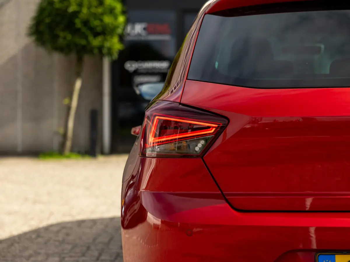 1.0 TSI FR |NL-Auto|Full LED|Carplay|Camera