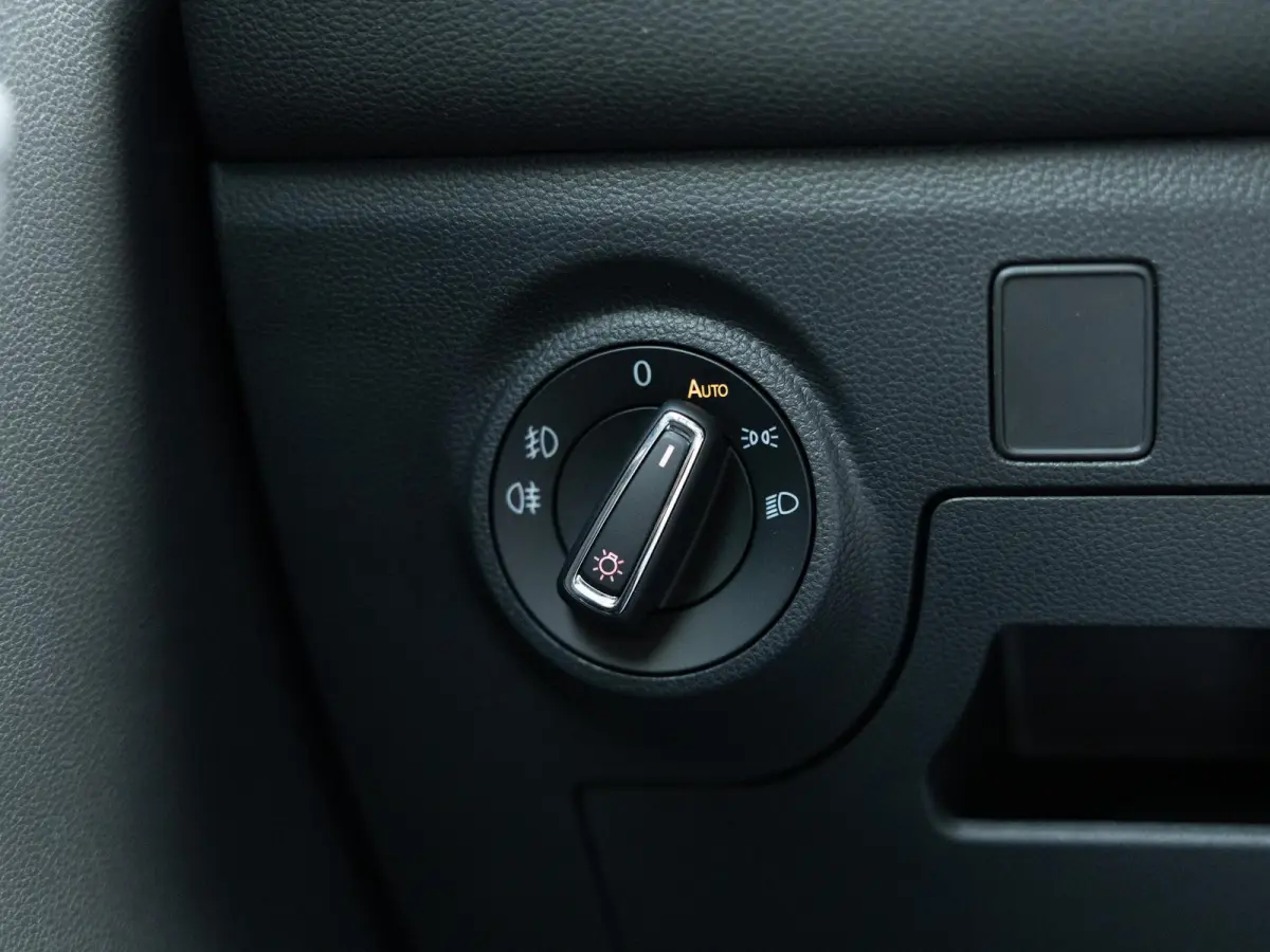 1.0 TSI FR |NL-Auto|Full LED|Carplay|Camera