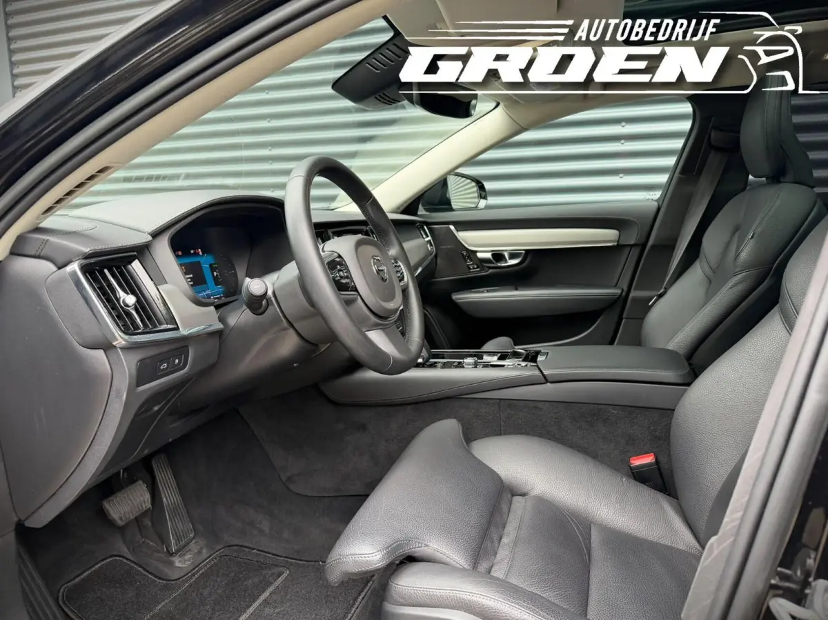 2.0 T8 Plug-in hybrid AWD Ultimate Dark PANO|ACC|