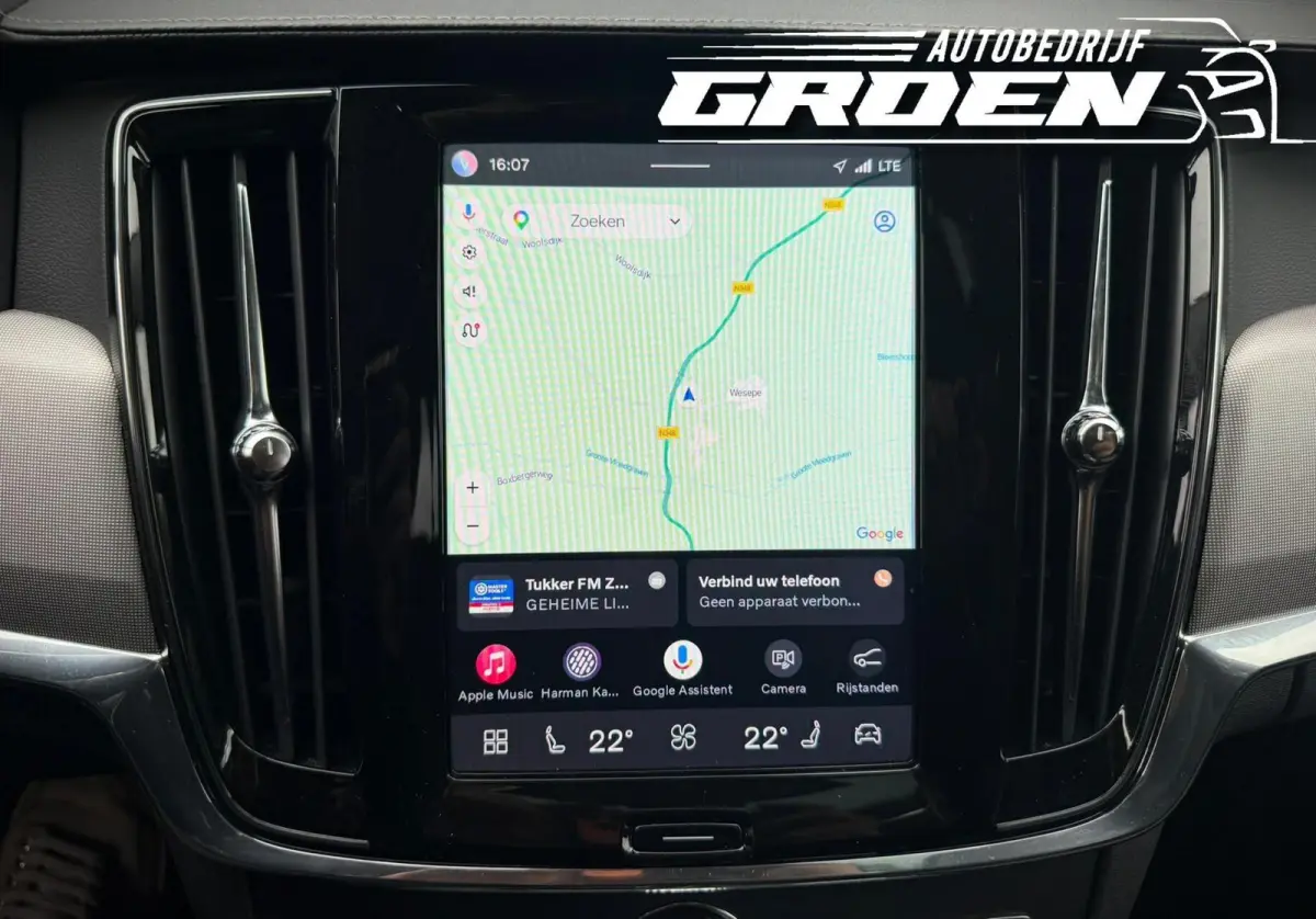 2.0 T8 Plug-in hybrid AWD Ultimate Dark PANO|ACC|