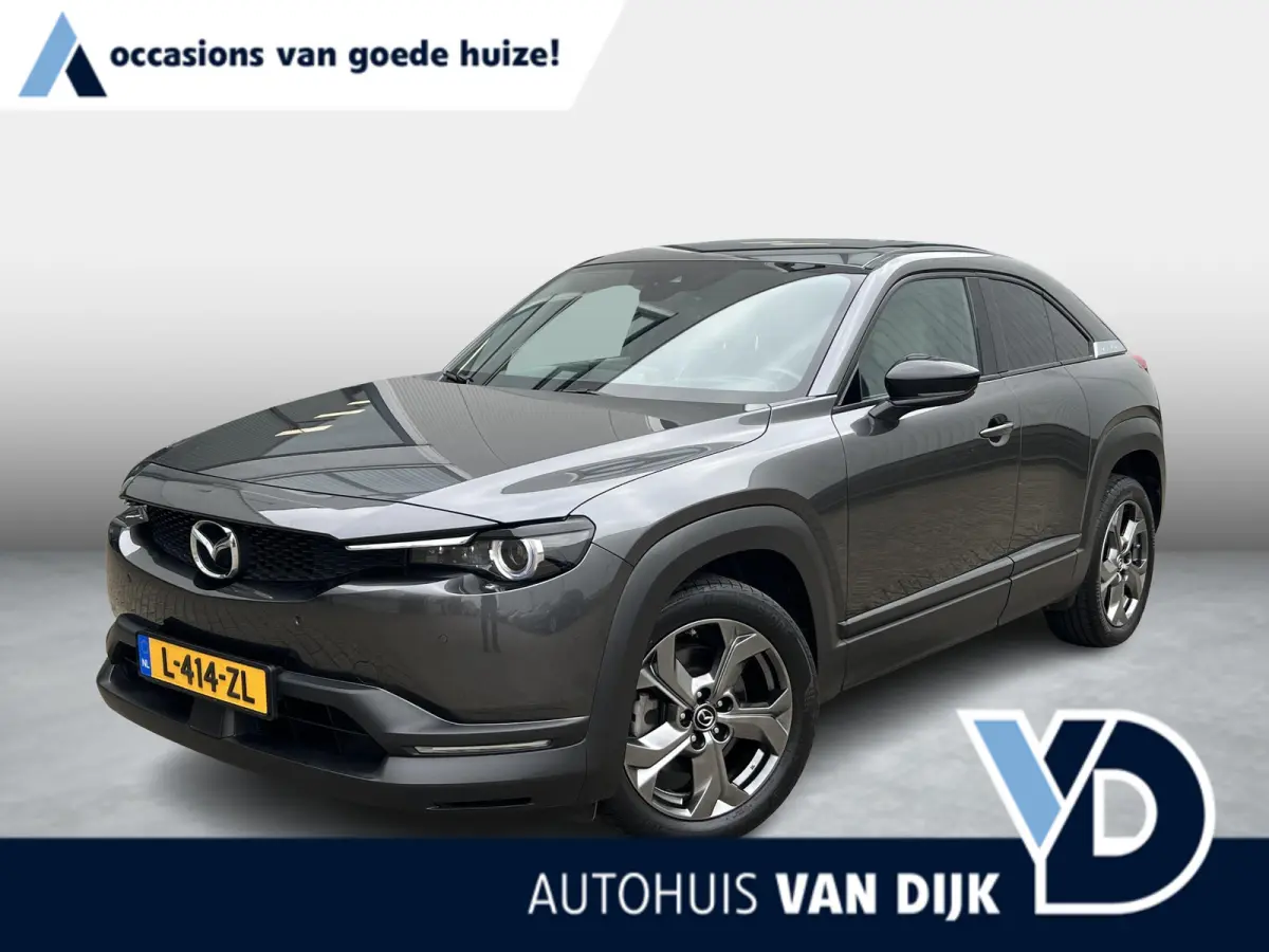 e-SkyActiv 145 Comfort 36 kWh Machine Grey / Navi / 360 camera / memory / apple carplay