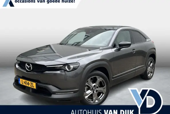 e-SkyActiv 145 Comfort 36 kWh Machine Grey / Navi / 360 camera / memory / apple carplay