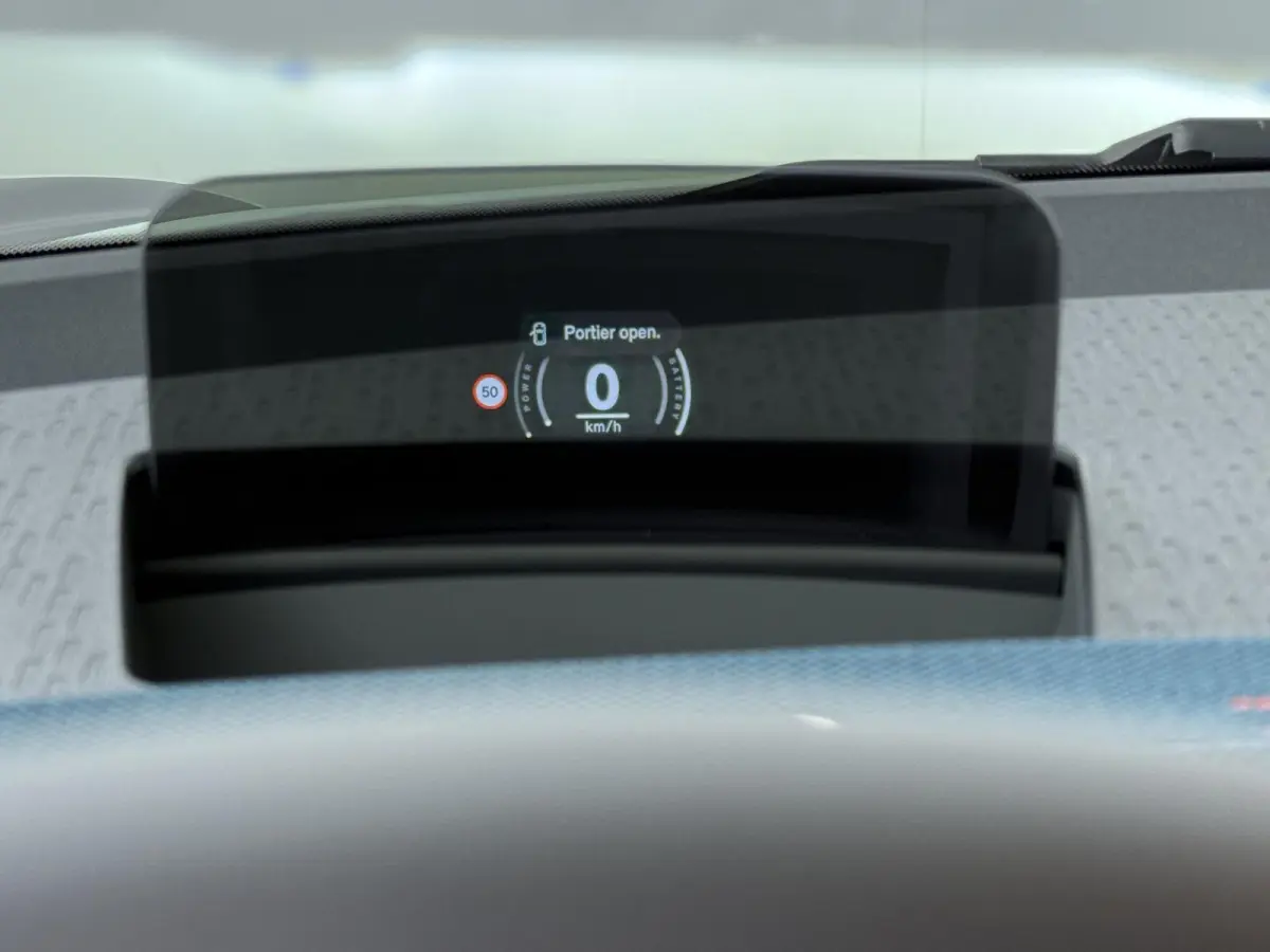 SE Favoured | Pakket XL | Stoel en stuurverwarming | Driving assistant Plus | 360 graden camera | Panoramadak | Harman Kardon