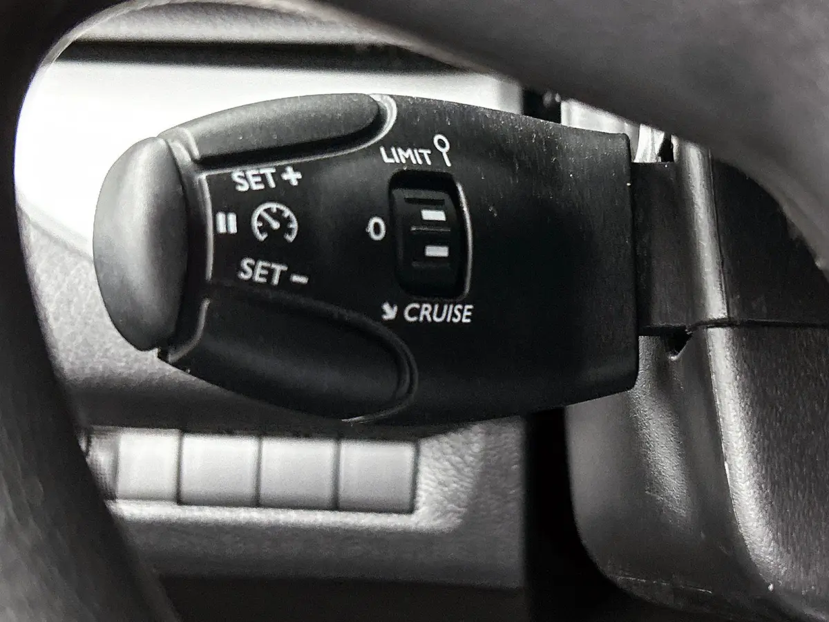 2.0 CDTI L3H1 Edition Automaat Airco Navigatie Trekhaak 2x schuifdeur