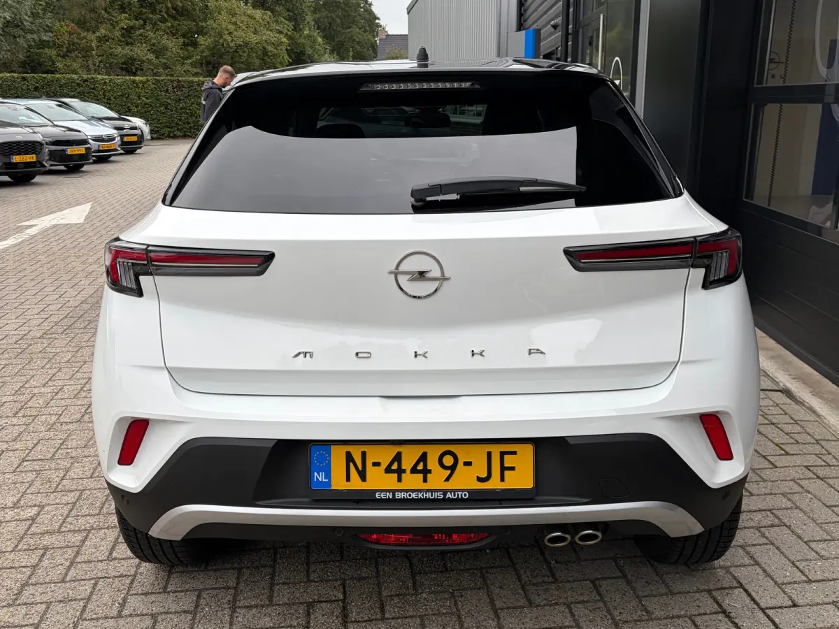 1.2 Turbo 130PK AUTOMAAT Ultimate | LEDER MET MASSAGE| MATRIX LED| ADAPTIEVE CRUISE CONTROL|  STOEL EN STUURVERWARMING| DODEHOEK DETECTIE| KEYLESS ENTRY & START| NAVIGATIE + APPLE CARPLAY/AN