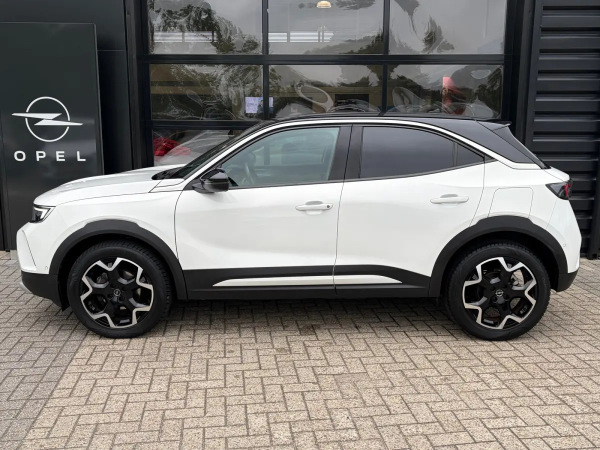 1.2 Turbo 130PK AUTOMAAT Ultimate | LEDER MET MASSAGE| MATRIX LED| ADAPTIEVE CRUISE CONTROL|  STOEL EN STUURVERWARMING| DODEHOEK DETECTIE| KEYLESS ENTRY & START| NAVIGATIE + APPLE CARPLAY/AN