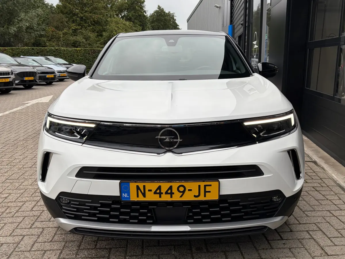 1.2 Turbo 130PK AUTOMAAT Ultimate | LEDER MET MASSAGE| MATRIX LED| ADAPTIEVE CRUISE CONTROL|  STOEL EN STUURVERWARMING| DODEHOEK DETECTIE| KEYLESS ENTRY & START| NAVIGATIE + APPLE CARPLAY/AN