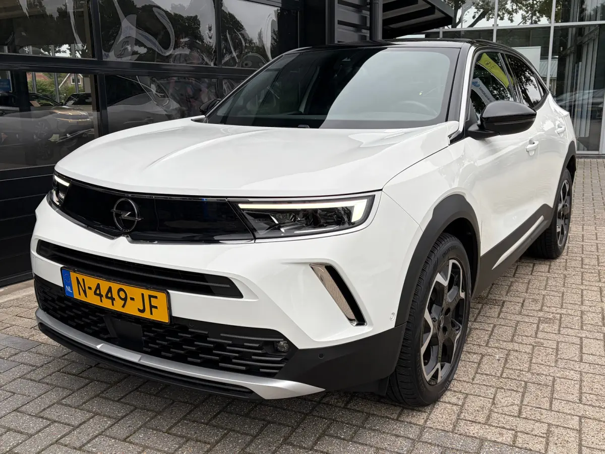 1.2 Turbo 130PK AUTOMAAT Ultimate | LEDER MET MASSAGE| MATRIX LED| ADAPTIEVE CRUISE CONTROL|  STOEL EN STUURVERWARMING| DODEHOEK DETECTIE| KEYLESS ENTRY & START| NAVIGATIE + APPLE CARPLAY/AN