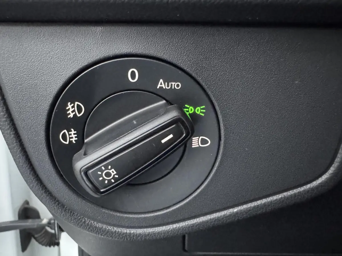 1.0 TSI DSG ACC Alcantara IQ Light LaneAssist CameraStlvw Garantie