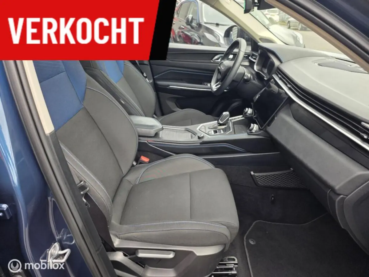 - 1.5 261PK Plug-in Hybrid, Pano, 360 Camera , Apple Carplay✅NL AUTO