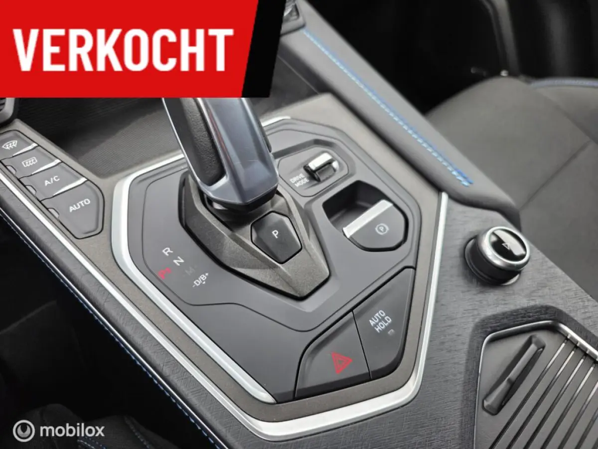 - 1.5 261PK Plug-in Hybrid, Pano, 360 Camera , Apple Carplay✅NL AUTO
