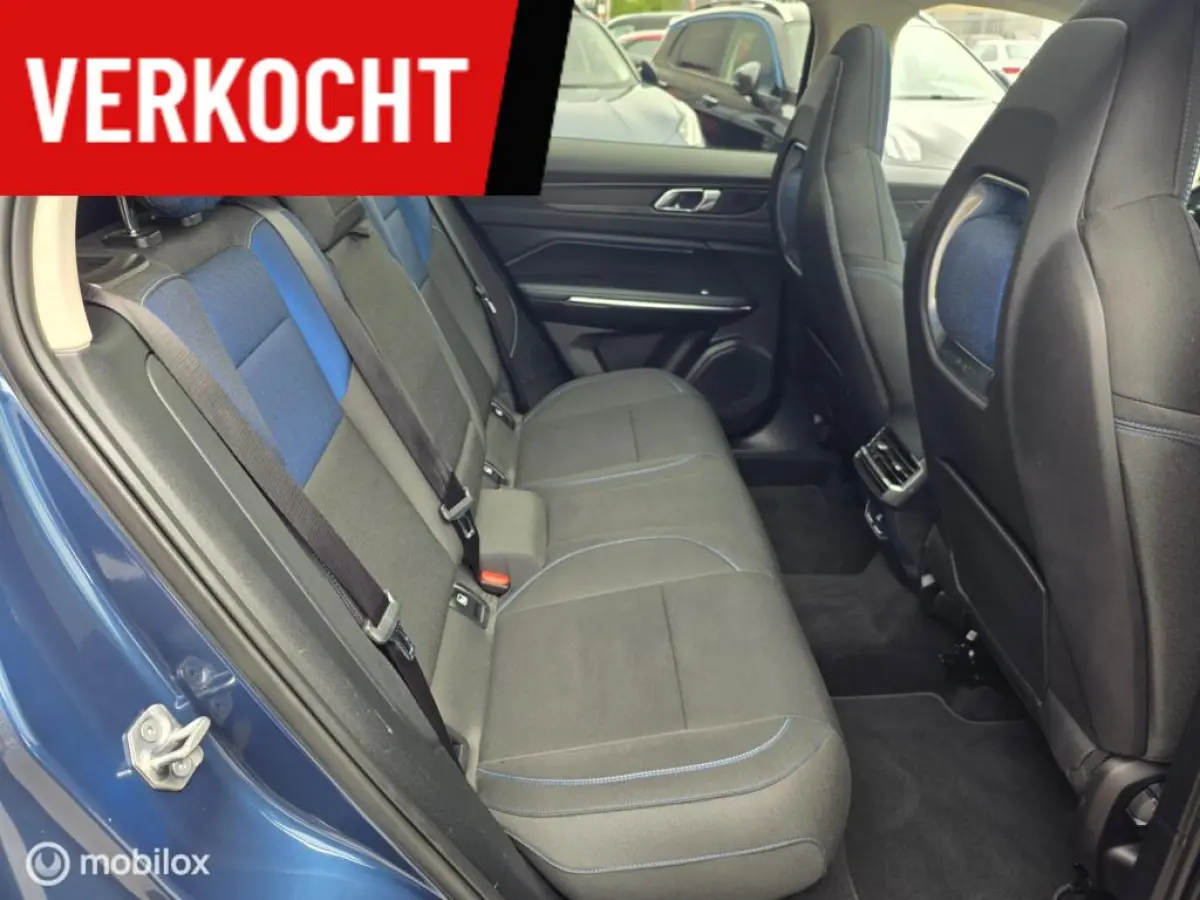 - 1.5 261PK Plug-in Hybrid, Pano, 360 Camera , Apple Carplay✅NL AUTO