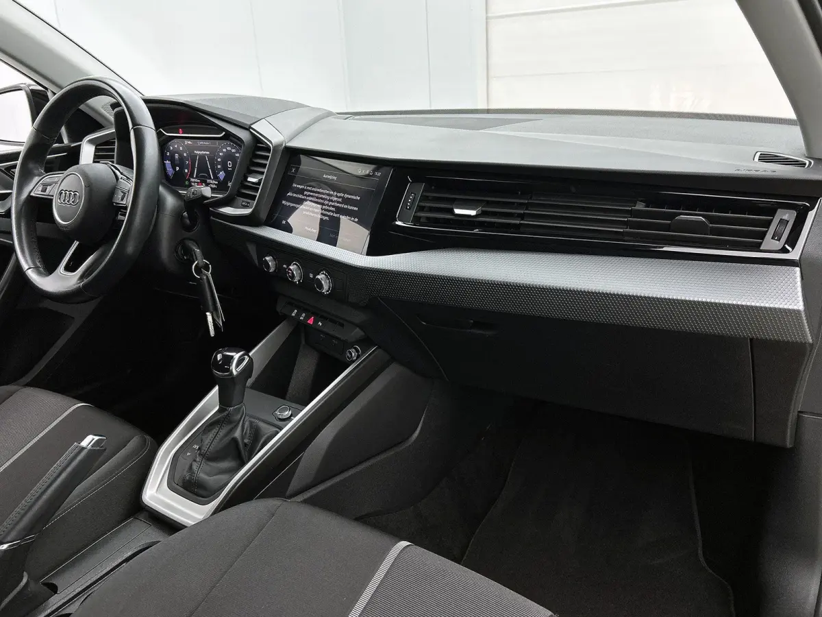 25 TFSI Pro Line 95 PK | Automaat | Camera | Parkeersensoren | Airco | Lichtmetalen velgen |