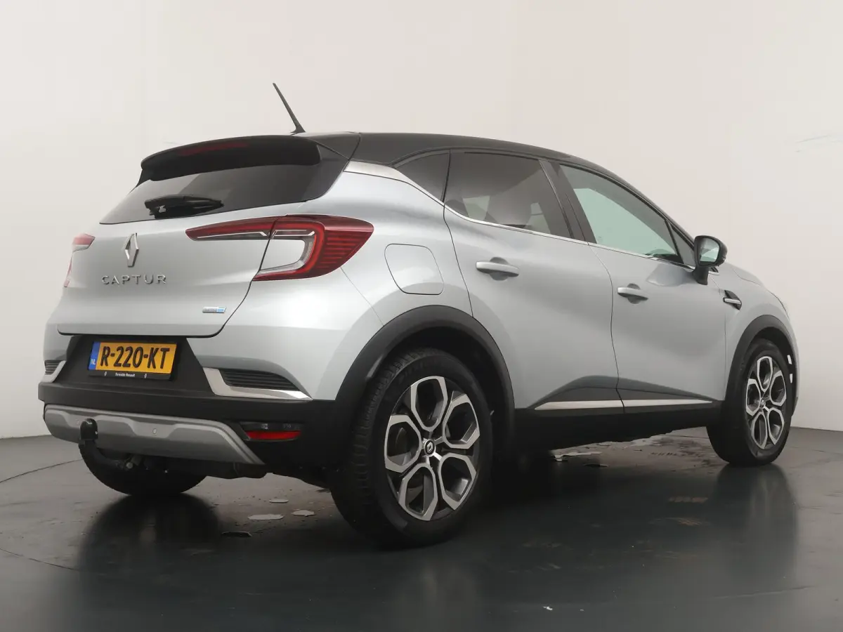 E-Tech Plug-in Hybrid 160 Intens | Navigatie | Trekhaak |