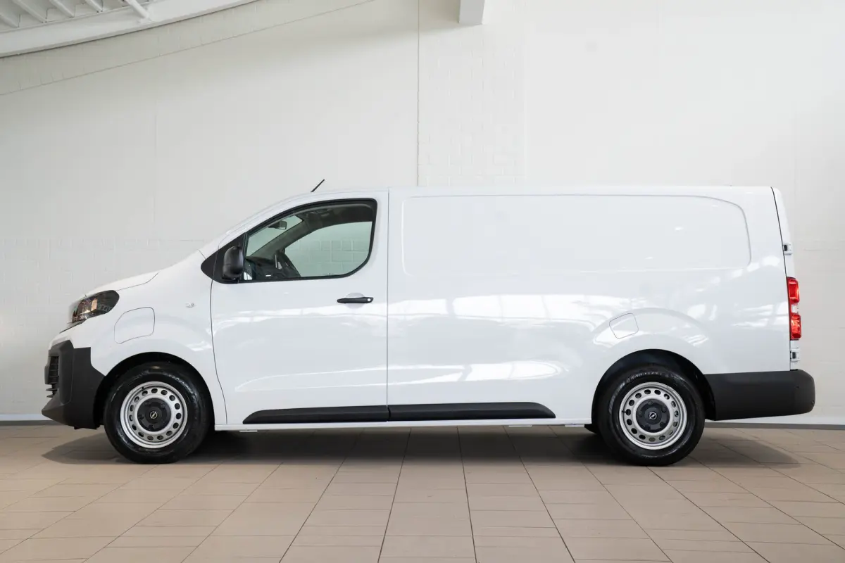 Electric L3 75 kWh | Tot 8 Jaar Garantie | Camera | Apple Carplay & Android Auto | Navigatie | Parkeersensoren |
