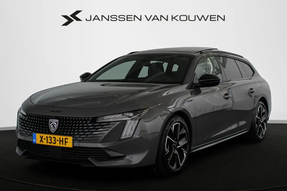 1.6 HYbrid 180 GT SOH 99% Panoramadak FOCAL Stoelverwarming