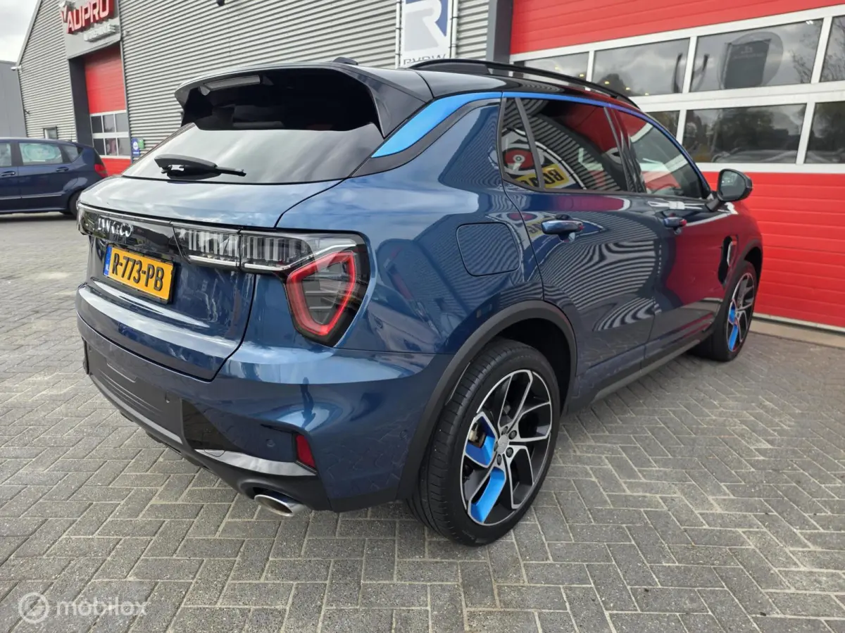- 1.5 261PK Plug-in Hybrid, Pano, Camera , Apple Carplay✅NL AUTO