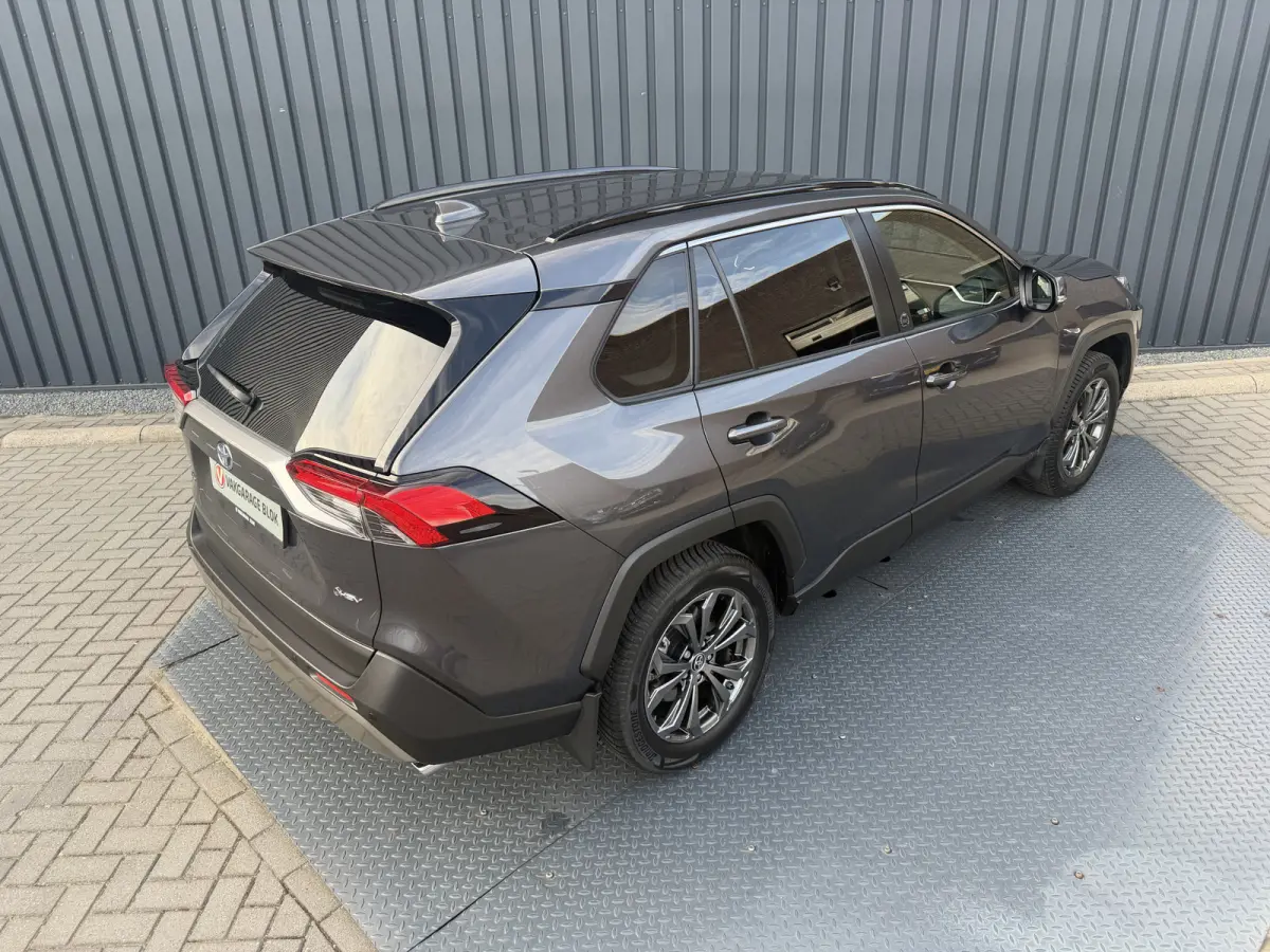 2.5 Hybrid 30 Years Edition | Vol Leer | Afnm. Trekhaak | Allseason banden | BSM | Rijklaar!!
