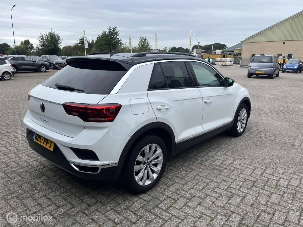 1.5 TSI Sport Business R