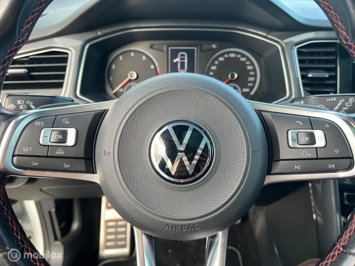 1.5 TSI Sport Business R