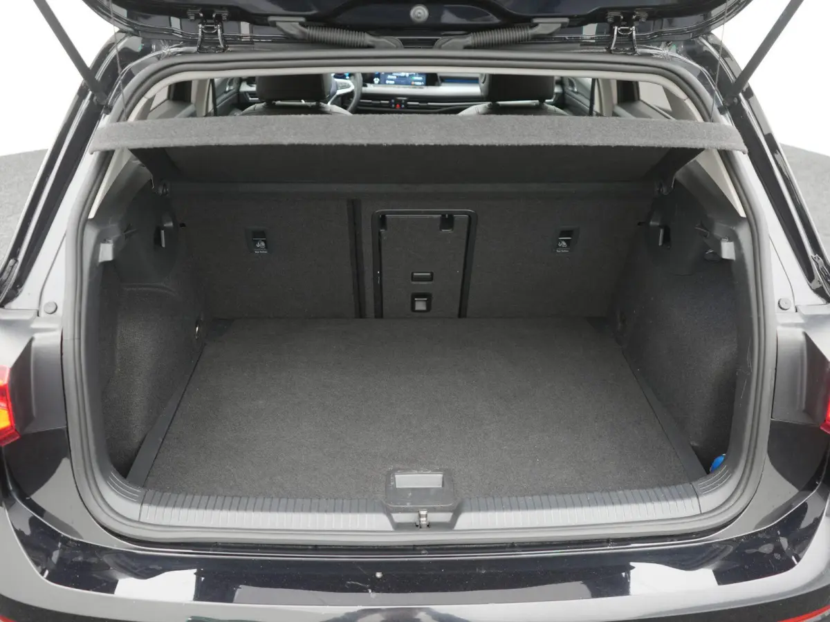 1.5 eTSI Style | AUTOMAAT | PANORAMADAK | LEDER | ELEKTRISCHE STOEL | MEMORY | NAVIGATIE | PDC | VIRTUEEL | LMV | ADAPTIEVE CRUISE | STOEL & STUURVERWARMING | 12 MAANDEN BOVAG GARANTIE |
