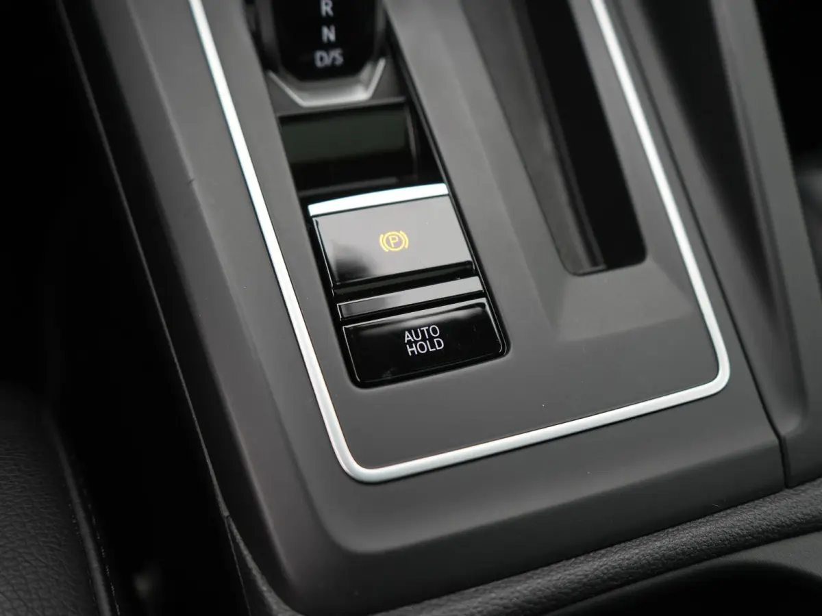 1.5 eTSI Style | AUTOMAAT | PANORAMADAK | LEDER | ELEKTRISCHE STOEL | MEMORY | NAVIGATIE | PDC | VIRTUEEL | LMV | ADAPTIEVE CRUISE | STOEL & STUURVERWARMING | 12 MAANDEN BOVAG GARANTIE |