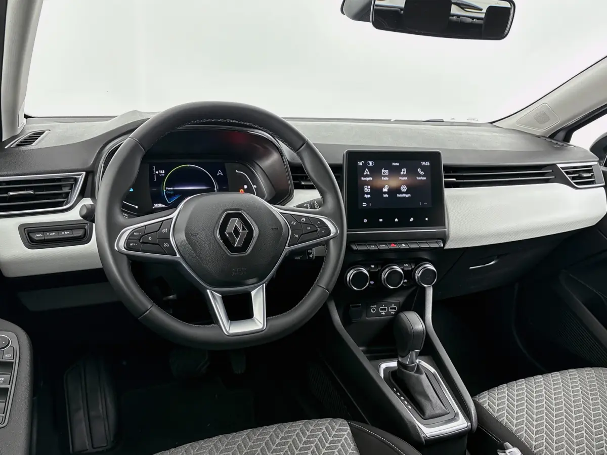 1.6 E-Tech Hybrid 145PK Evolution | NAVI | CAMERA | CRUISE